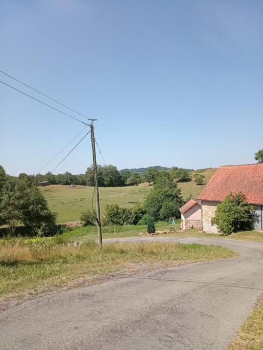 Maisonnette Chaleureuse De 35M2 Miremont  Exterior foto